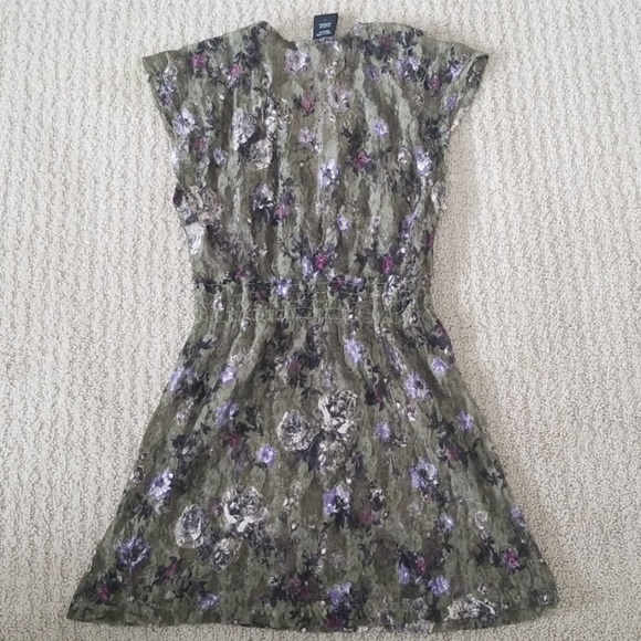 Lace top - Picture 3 of 3